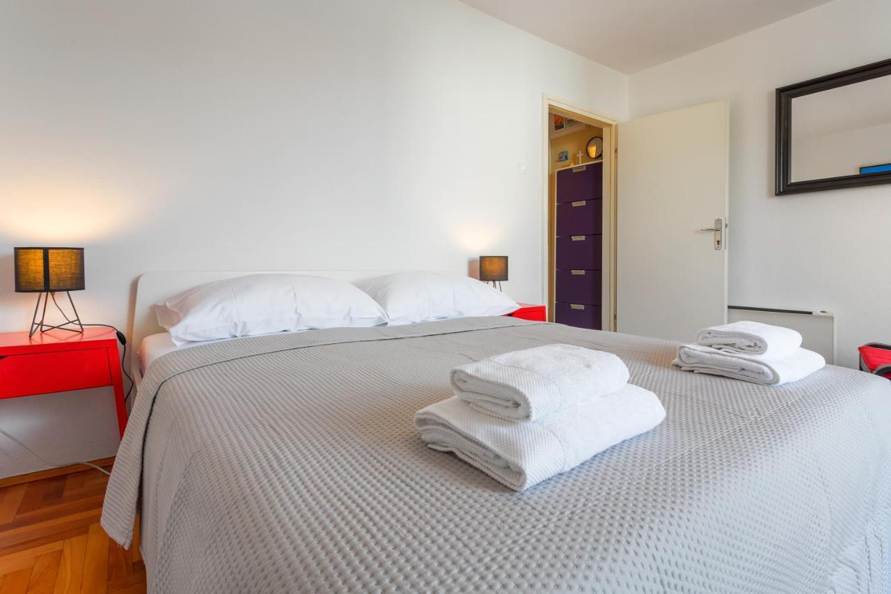 Central View Apartment Хвар Екстериор снимка